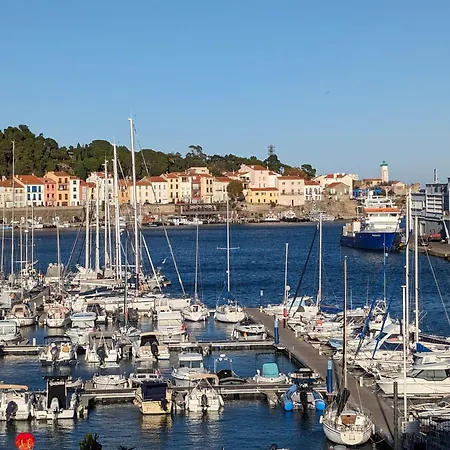 Castellane : T2 Spacieux - Vue Port - Wifi Port Vendres