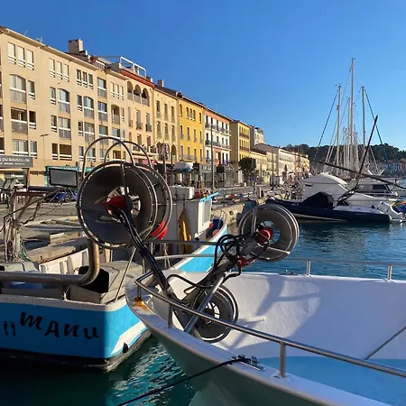 Apartment Castellane : T2 Spacieux - Vue Port - Wifi Port Vendres