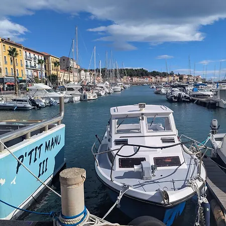 Castellane : T2 Spacieux - Vue - Wifi * Port Vendres